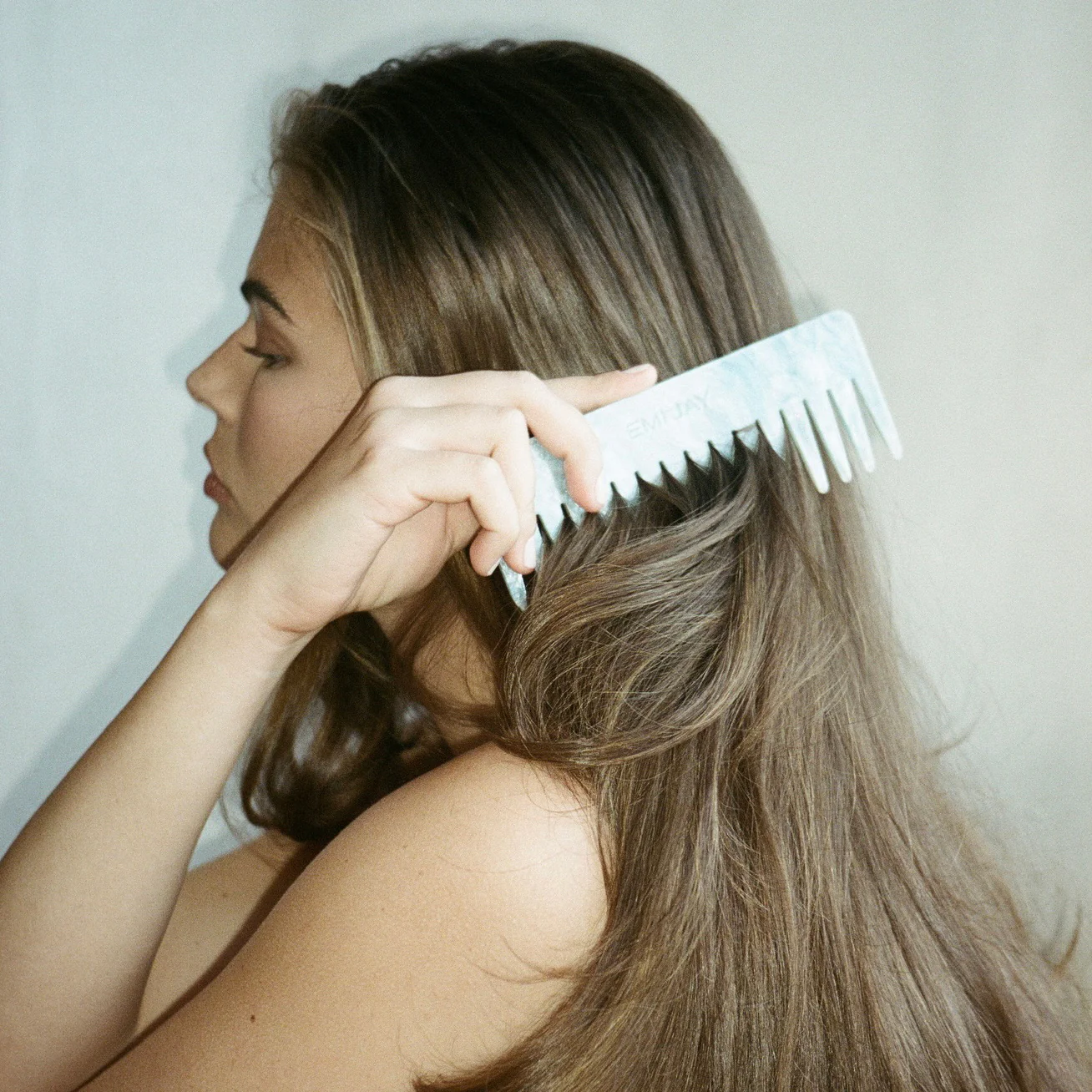 Detangling Comb in Blue Sugar - Image 2